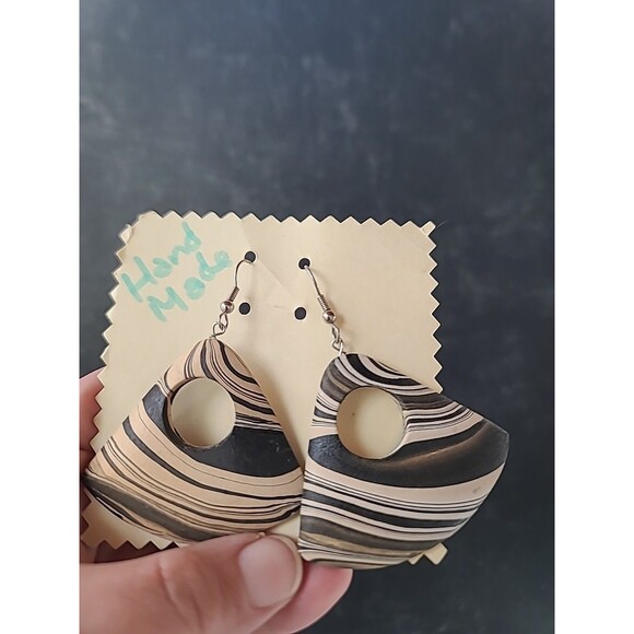 Bohemian Wooden Triangular Shaped Dangling Earrings Vintage NOS - Picture 3 of 10